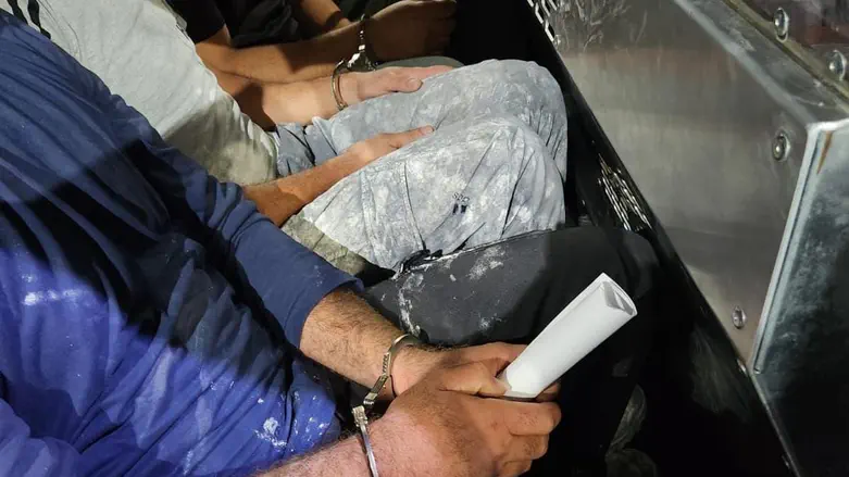 Bnei Brak: Police stop driver transporting illegal infiltrators