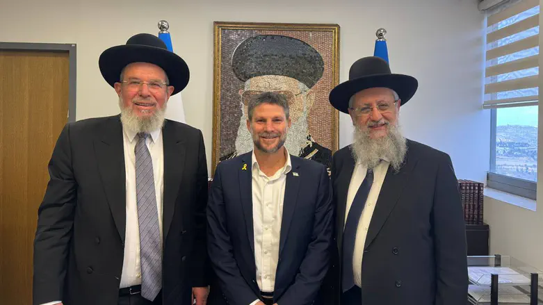 Smotrich to chief rabbis: Strengthen the State of Israel's Jewish identity