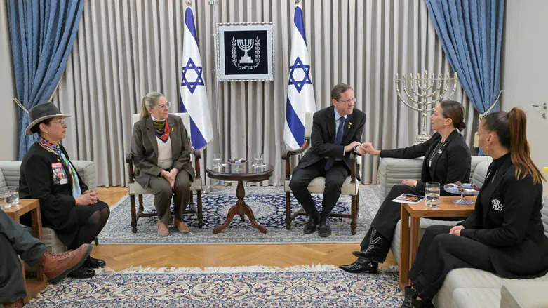 President Herzog meets with mother of hostage Edan Alexander