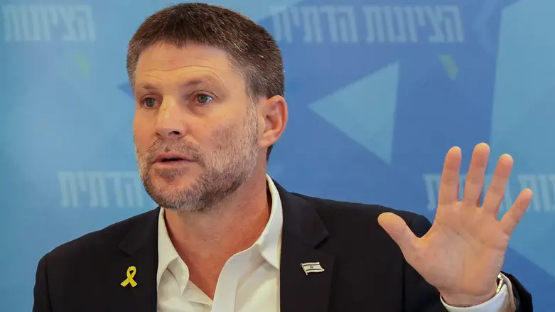 Bezalel Smotrich: The right thing is to resettle Gaza