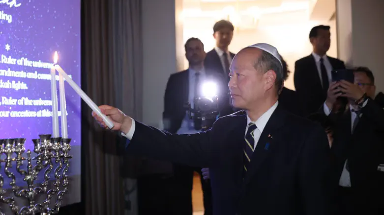 Celebration of Light, Art, and Hope | Israeli Ambassador to Japan hosts Hanukkah event