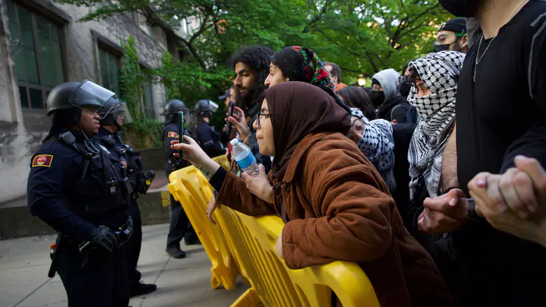 Pro-Palestinian encampment at U of Chicago
