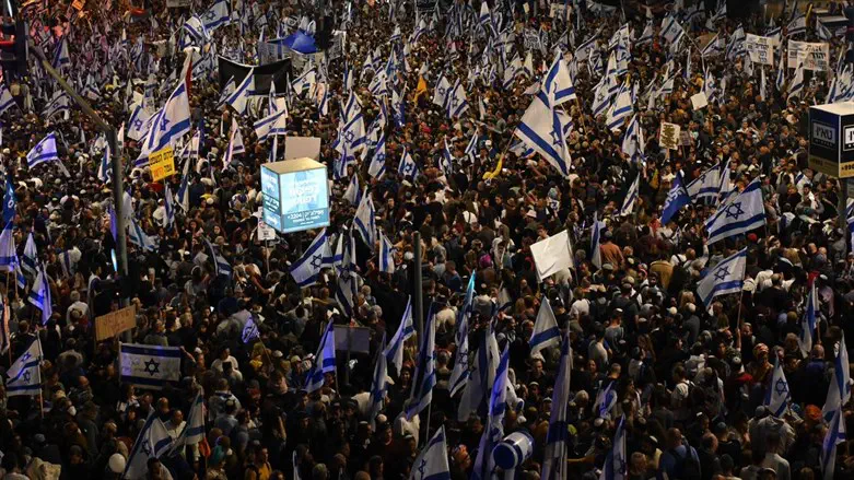 200,000 at start of pro-government demonstration in Jerusalem