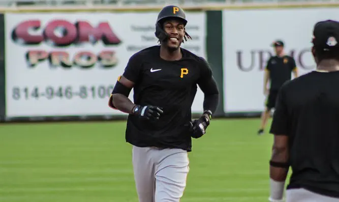 Pirates' Oneil Cruz under influence in DR crash that killed 3: reports