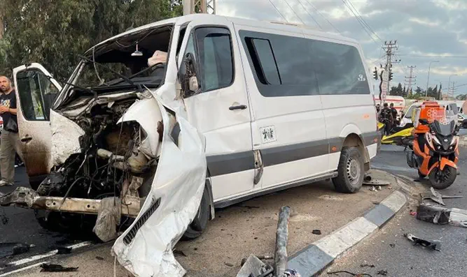 Two children among four killed in car crash in southern Arava